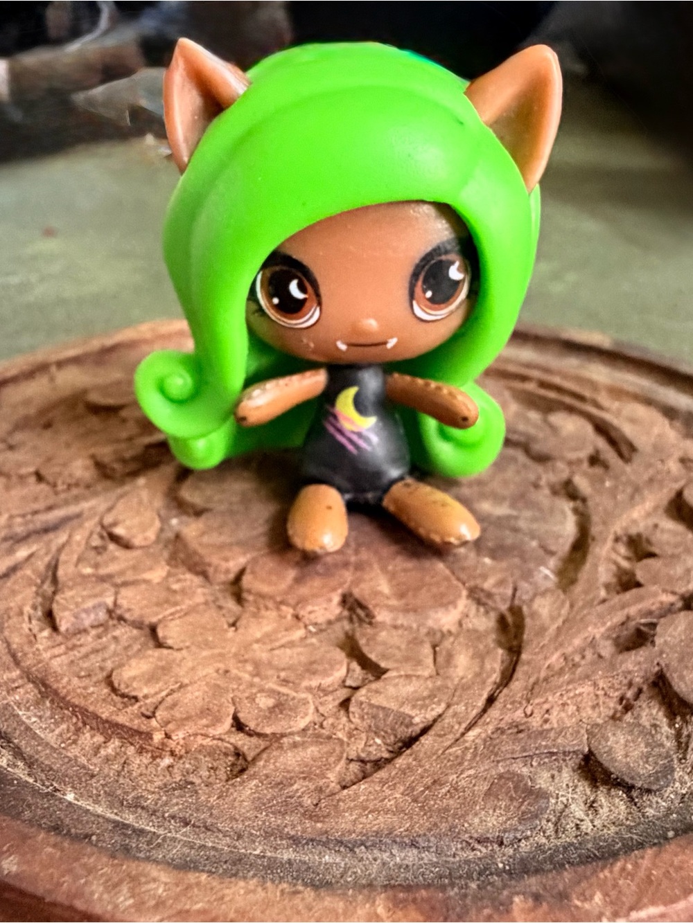 MONSTER HIGH BEACH GHOULS MINI CLAWDEEN WOLF 1.5” FIGURE MATTEL (MF868)